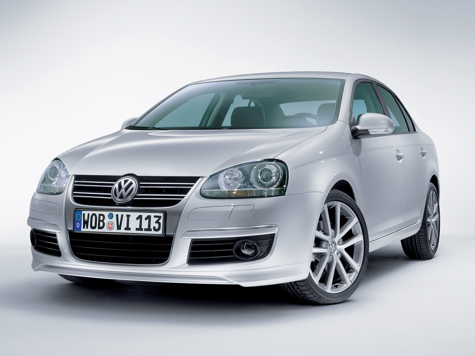 Volkswagen Jetta: другой вид за другие деньги